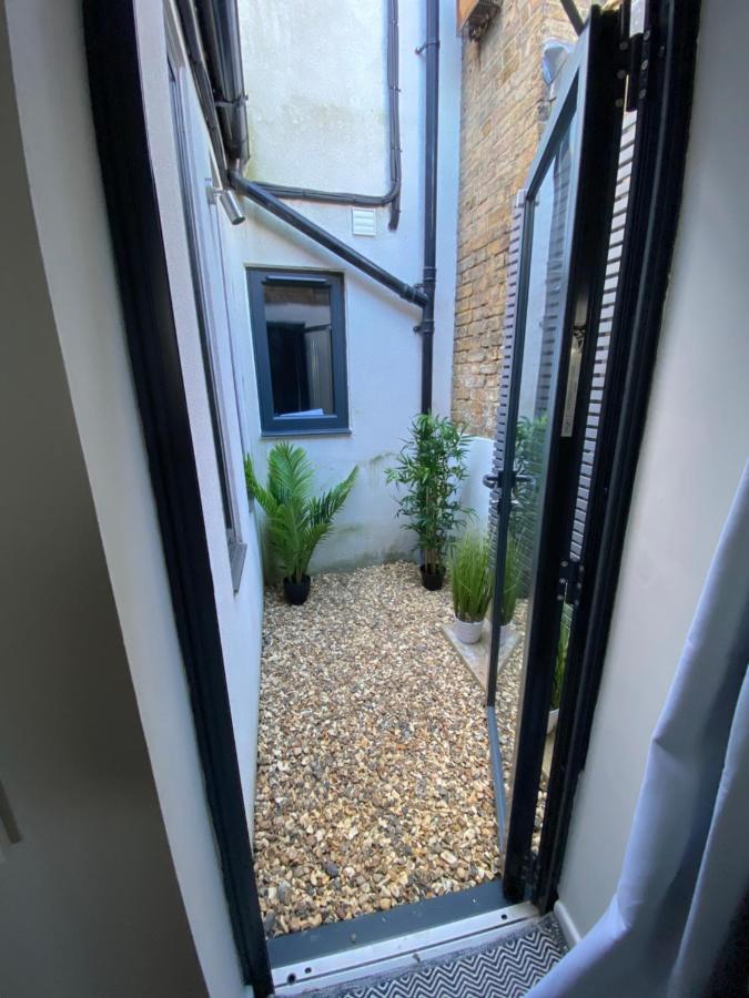 May Road, Stylish Townhouse Twickenham Eksteriør bilde